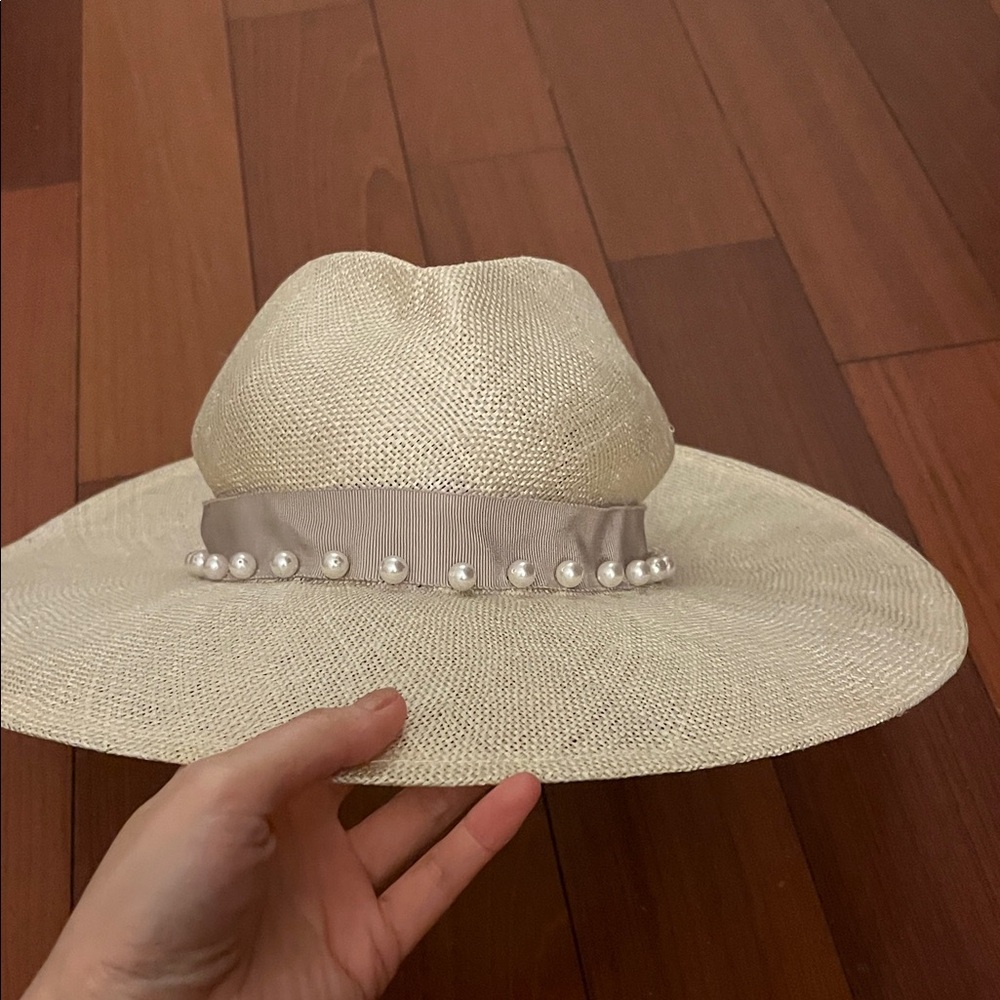 Elegant Cream Wide-Brim Hat with Pearl Detailing